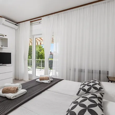 Apartments Rosovic J&C Moscenicka Draga Exterior photo