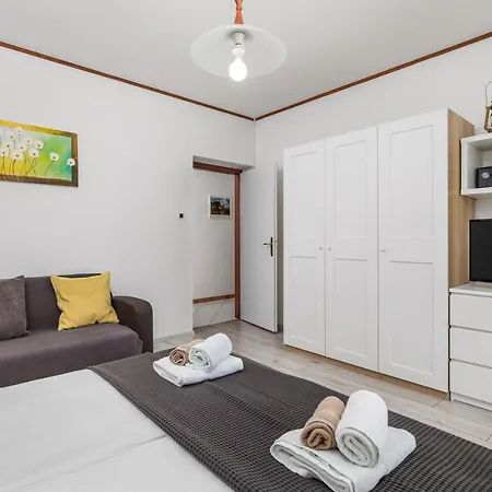 Apartments Rosovic J&C Moscenicka Draga Exterior photo