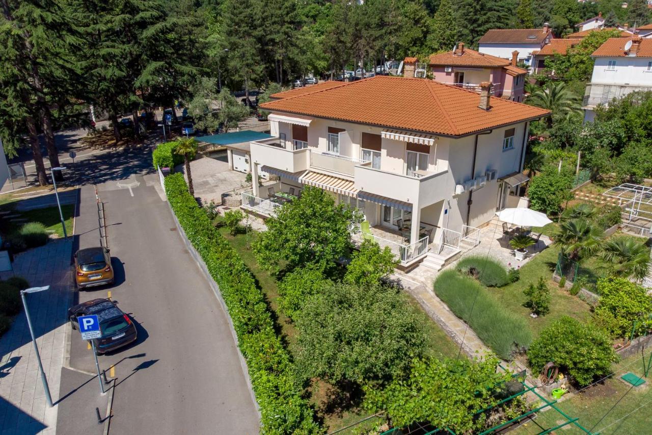 Rosovic J&c Apartment Moscenicka Draga
