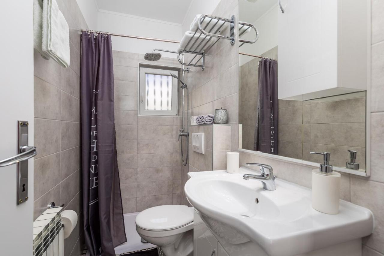 Rosovic J&c Apartment Moscenicka Draga