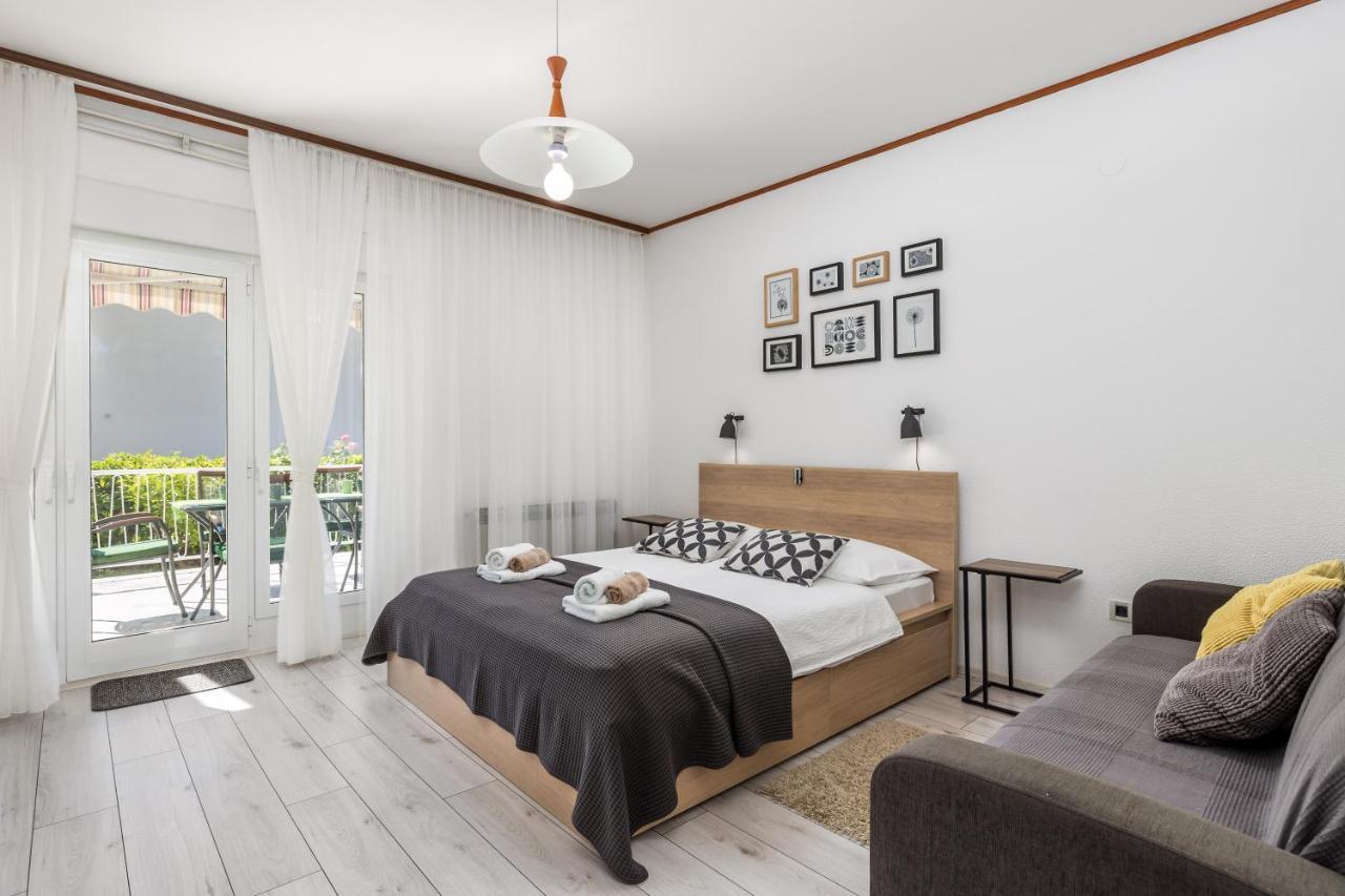 Apartment Rosovic J&c